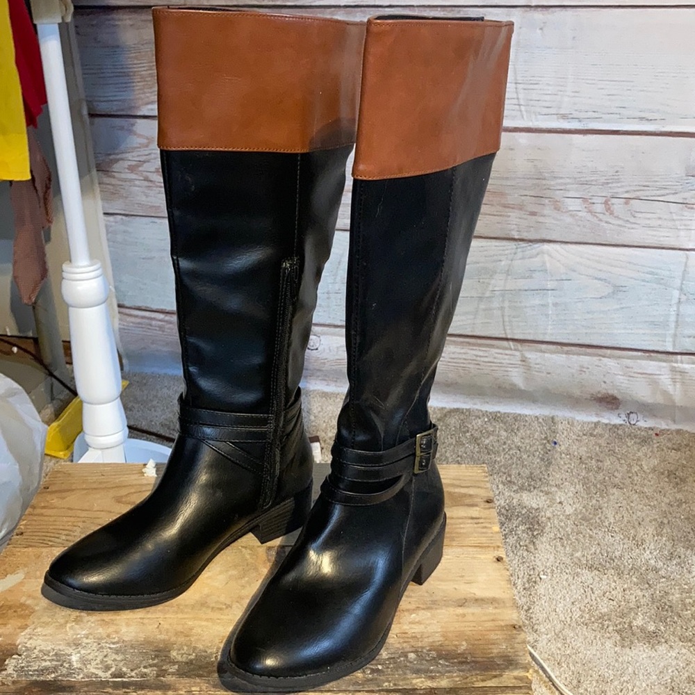 - 7.5 Kohls black and brown tall boot. New with tags